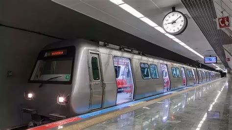 yılbaşında metrolar kaça kadar açık istanbul